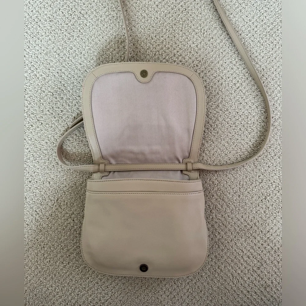Lucky Brand Leather Cream / Off White Western Crossbody Bag with Gold Hardware